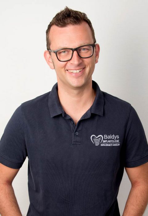 Dr. Lukas Baldys